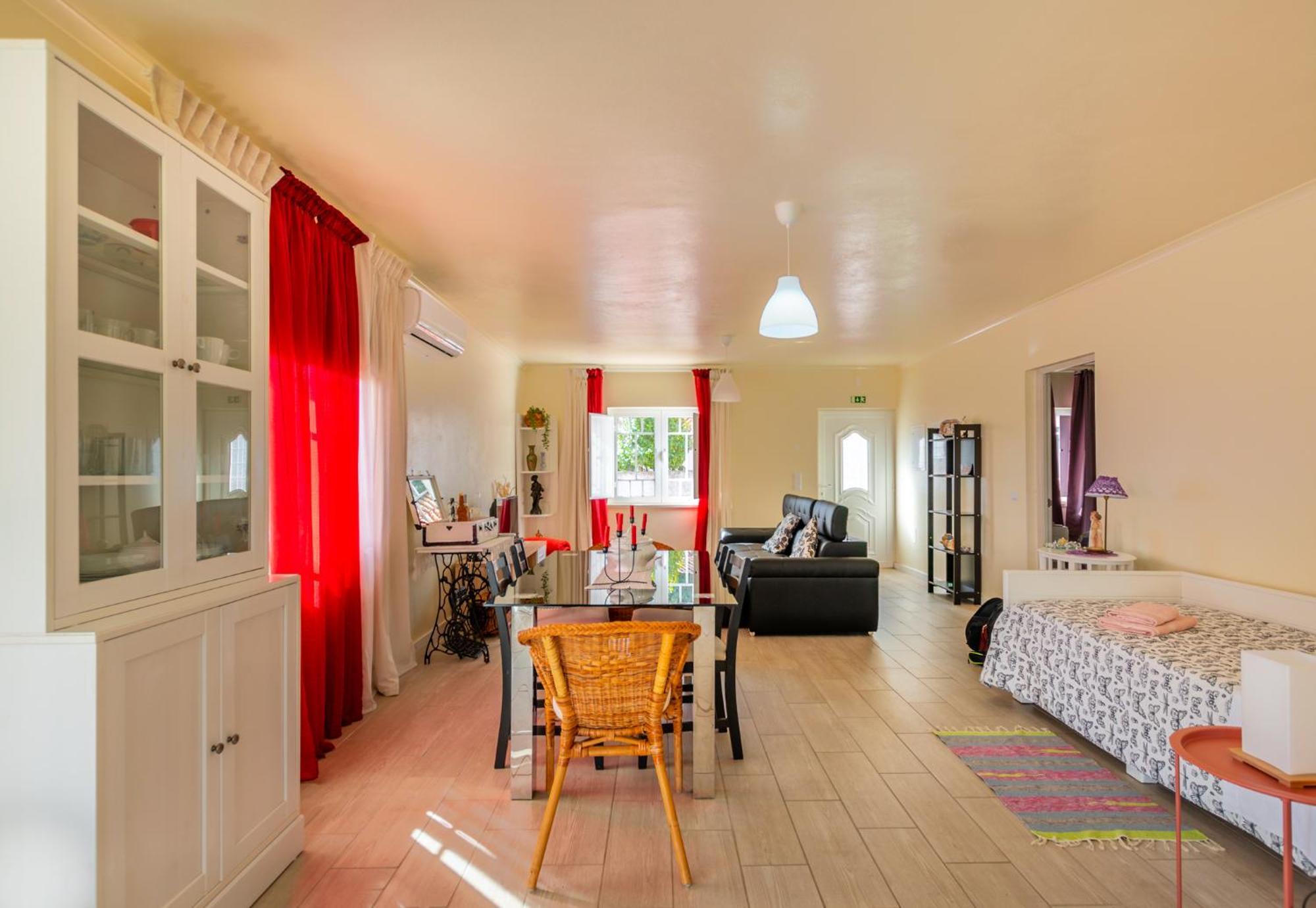 Casa Julio Henriques Holiday home